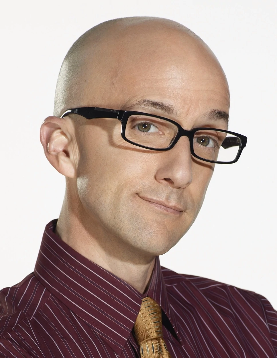 headshot of dean pelton